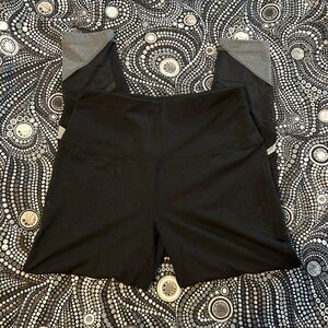 Reebok Womens S Black and Gray Athletic Leggings